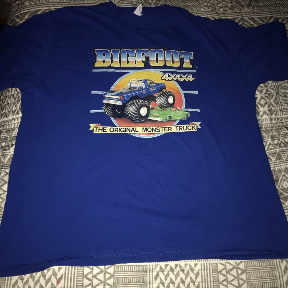 Vintage Bigfoot T-Shirt